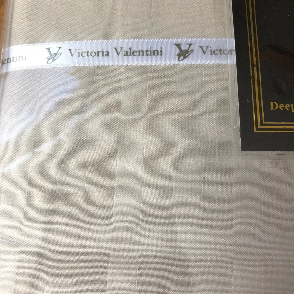 Queen Victoria Valentini 1800 Series 6 Piece Bed Sheet Set Deep Pocket Bedding